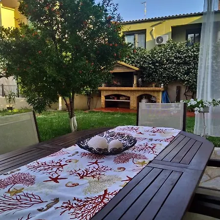 Apartamento Sea And Garden PalaiónTsiflíkion