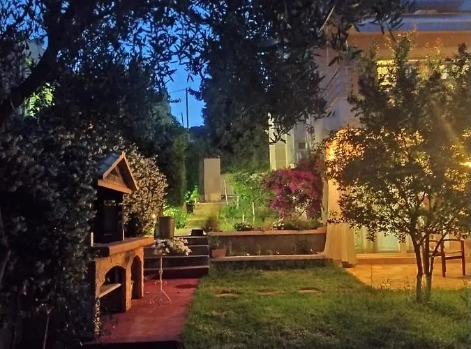 Sea And Garden Apartament PalaiónTsiflíkion