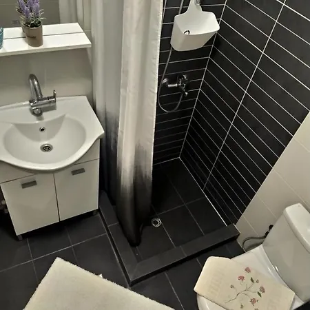 Sea And Garden Apartment Palaiontsiflikion