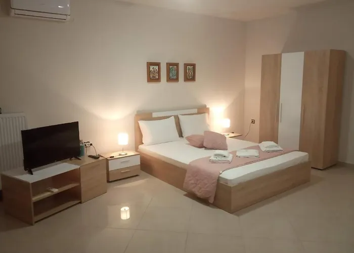 Sea And Garden Apartment